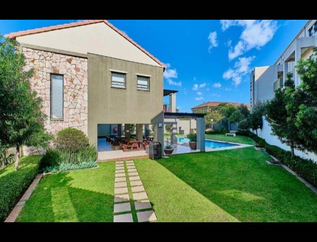 1 BEDROOM APARTMENT FOR SALE IN SUNNINGHILL